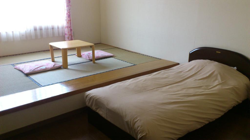Pension Young House Фурано Екстер'єр фото